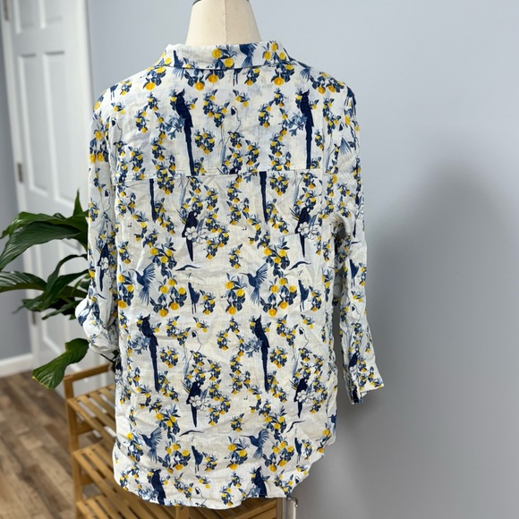 NWOT Isaac Mizrahi 100% Linen Button Up Blouse Top Flowers & Birds 3/4 Roll Tab - Picture 2 of 8